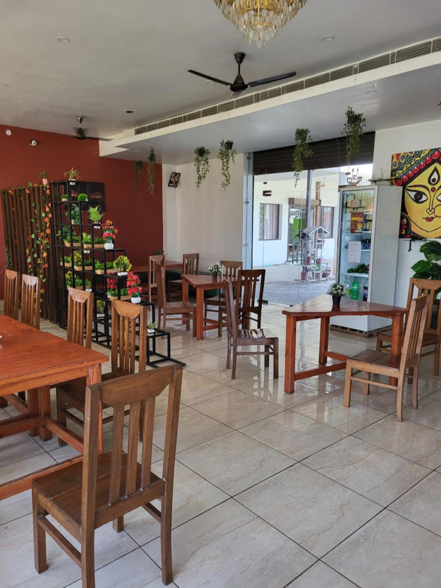 Отель Mg Kitchen Banquet Kathua Экстерьер фото